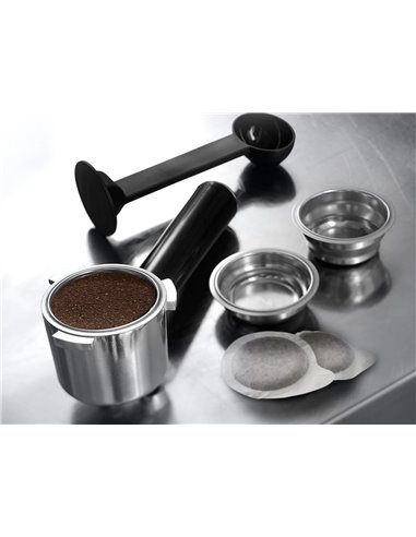 Cafetiera manuala DeLonghi Dedica Pump Espresso, 1300W, Negru