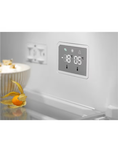 Холодильник Electrolux LNT7ME32M2, Чёрный